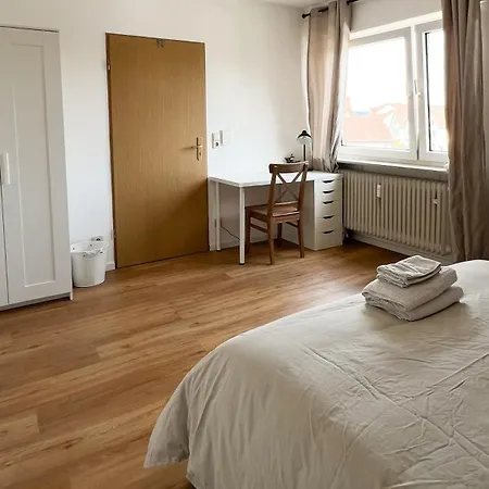 Gemuetliches Gaestezimmer *